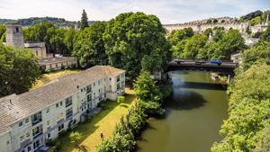 Photo 7- click for photo gallery